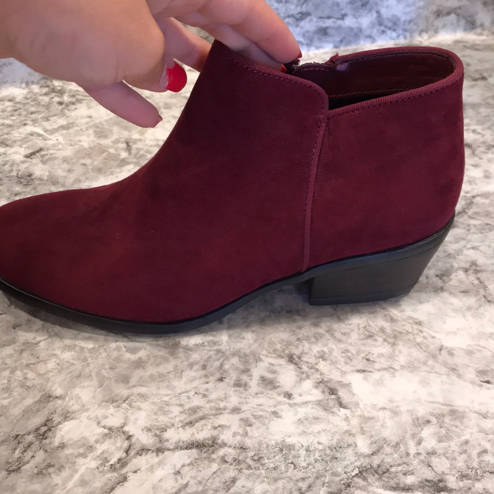 Booties - Picture 4 of 5